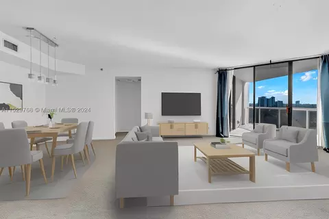 3610 Yacht Club Dr #911, Aventura, FL 33180
