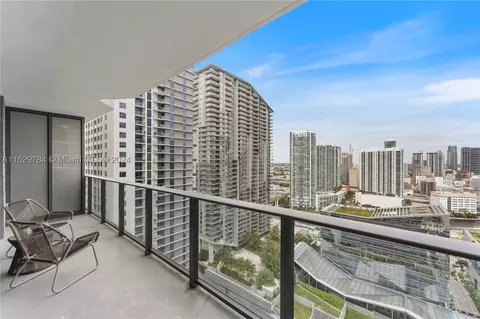 45 SW 9th St #3010, Miami, FL 33130