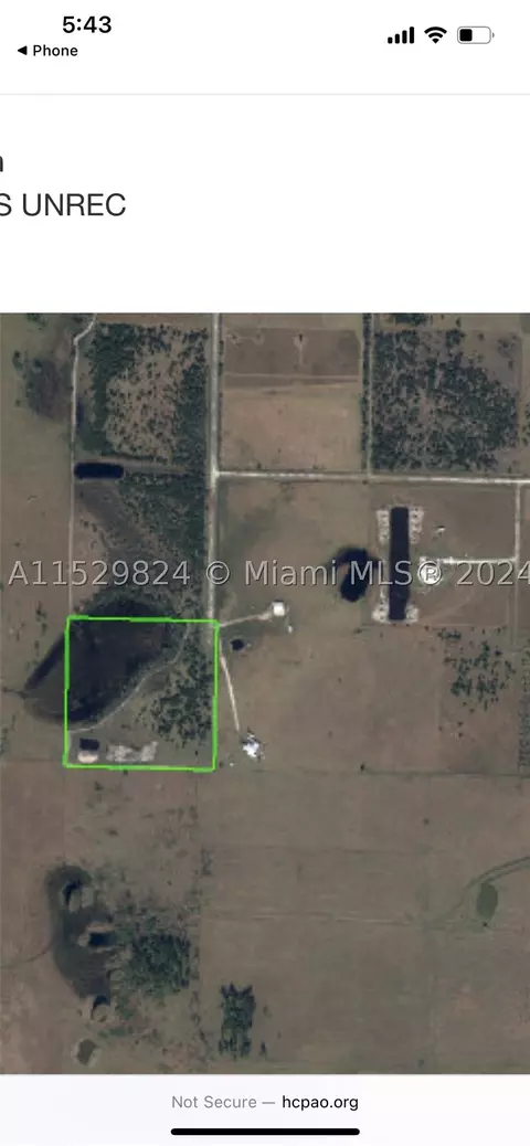 819 Dachshund Rd, Lorida, FL 33870