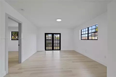 Other - 471 W 55th Pl, Hialeah, FL 33012 photo 2 of 8