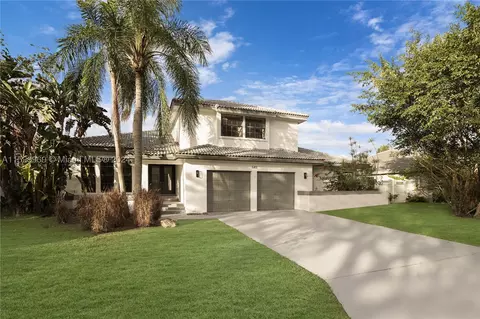 6411 NW 50th St, Coral Springs, FL 33067