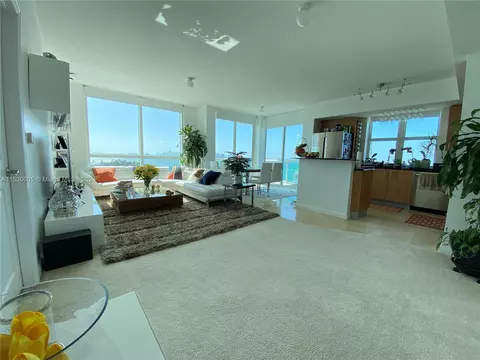 7900 Harbor Island Dr #1226, North Bay Village, FL 33141
