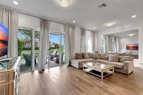 23045 Clear Echo Dr #73, Boca Raton, FL 33433