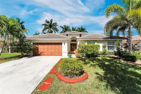 18557 NW 23rd St, Pembroke Pines, FL 33029
