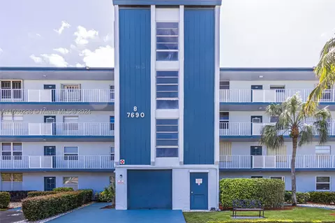 7690 NW 18th St #407, Margate, FL 33063