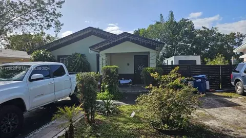 7726 NW 14th Pl, Miami, FL 33147