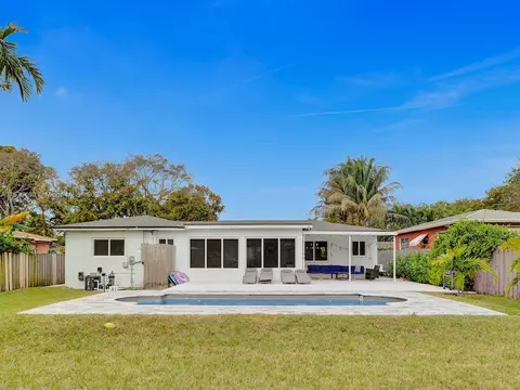 14931 NE 9th Ct, Miami, FL 33161