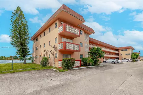 18900 NE 3rd Ct #530, Miami, FL 33179