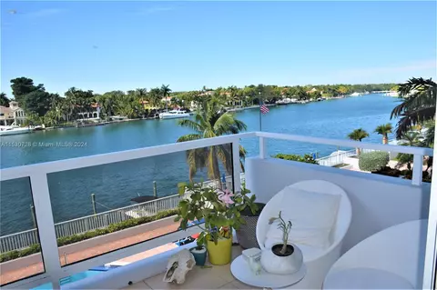 5700 Collins Ave #4F, Miami Beach, FL 33140