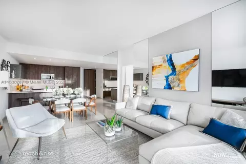 88 SW 7th St #1403, Miami, FL 33130