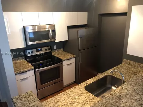 1919 Van Buren St #615A, Hollywood, FL 33020