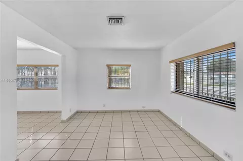 Other - 960 E 43rd St, Hialeah, FL 33013 photo 5 of 8