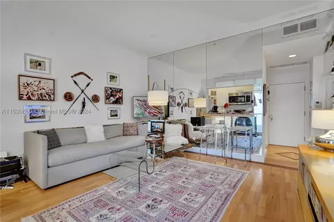 21205 Yacht Club Dr #301, Aventura, FL 33180