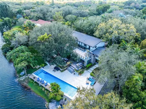 10845 Snapper Creek Rd, Coral Gables, FL 33156