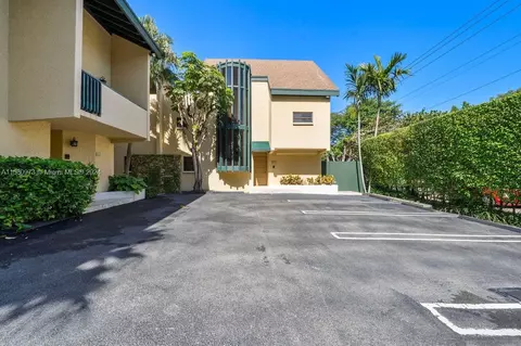 2611 E Tigertail Ave #3, Miami, FL 33133