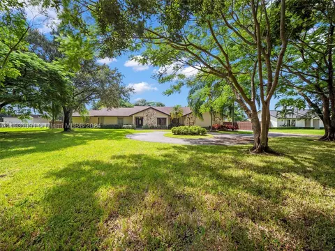 15200 SW 167 St, Miami, FL 33187