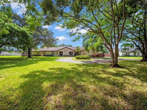 15200 SW 167 St, Miami, FL 33187