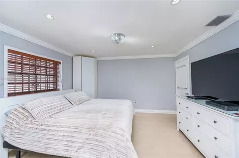 Bedroom - 515 E 30th St, Hialeah, FL 33013 photo 3 of 5