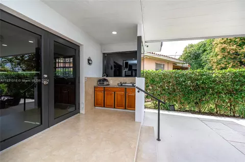 Kitchen - 515 E 30th St, Hialeah, FL 33013 photo 1 of 7