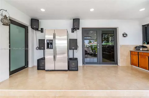 Kitchen - 515 E 30th St, Hialeah, FL 33013 photo 2 of 7