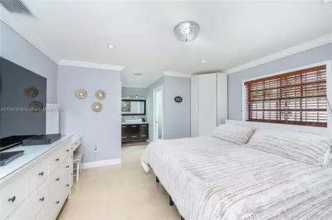 Bedroom - 515 E 30th St, Hialeah, FL 33013 photo 2 of 5