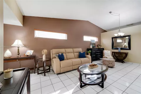 Living - 6938 W 30th Ave, Hialeah, FL 33018 photo 1 of 3