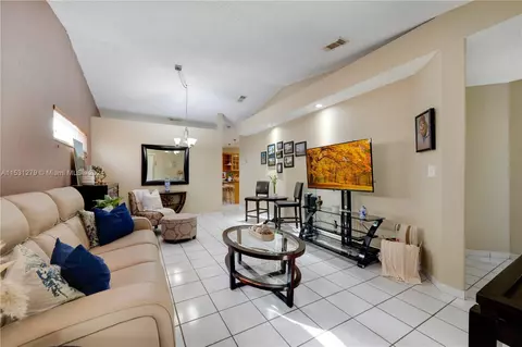 Living - 6938 W 30th Ave, Hialeah, FL 33018 photo 2 of 3