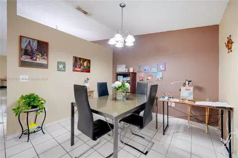 Dining - 6938 W 30th Ave, Hialeah, FL 33018 photo 2 of 2