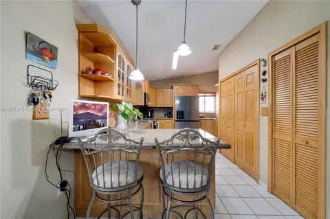 Kitchen - 6938 W 30th Ave, Hialeah, FL 33018 photo 2 of 8