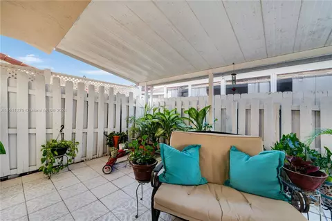 Exterior - 6938 W 30th Ave, Hialeah, FL 33018 photo 6 of 9