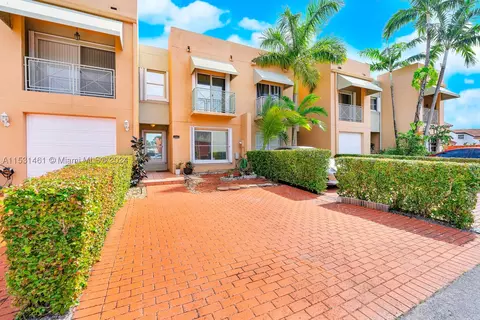 1141 NW 126th Pl, Miami, FL 33182