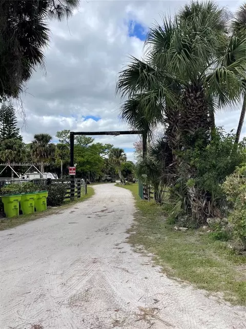 3191 E Rd, Loxahatchee, FL 33470 photo 1