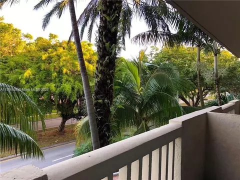 1800 Sans Souci Blvd #442, North Miami, FL 33181