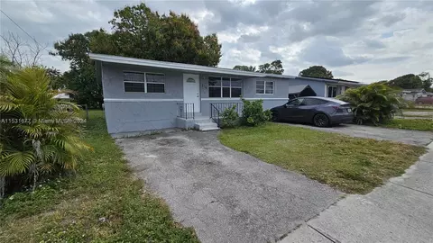 374 NW 31st Ave, Fort Lauderdale, FL 33311