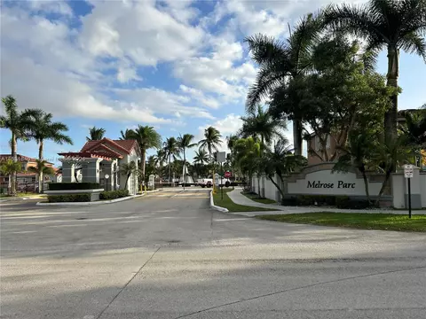 16472 SW 47th Ter, Miami, FL 33185