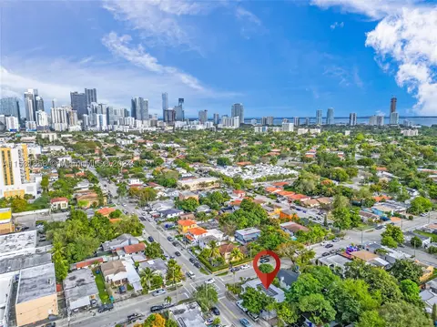 904 SW 10th Ave, Miami, FL 33130