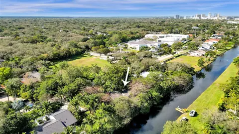 View/Area - 5811 N Kendall Dr, Pinecrest, FL 33156 photo 11 of 12