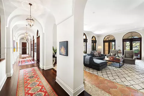 Entry Way - 5295 Hammock Dr, Coral Gables, FL 33156 photo 2 of 7