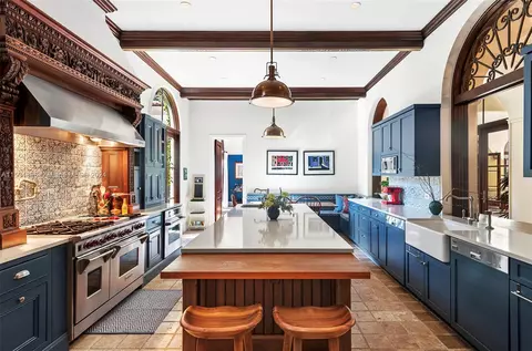 Kitchen - 5295 Hammock Dr, Coral Gables, FL 33156 photo 1 of 4