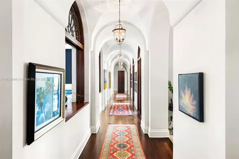 Entry Way - 5295 Hammock Dr, Coral Gables, FL 33156 photo 1 of 7