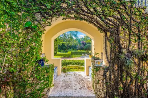 Other - 5295 Hammock Dr, Coral Gables, FL 33156 photo 5 of 7