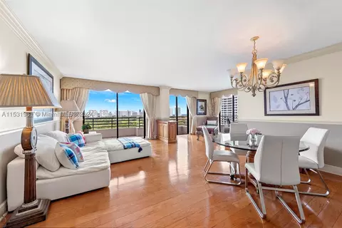 3300 NE 191 St #1512, Aventura, FL 33180