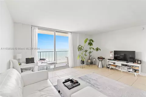 9273 Collins Ave #1111, Surfside, FL 33154
