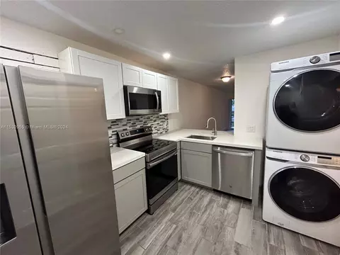 3777 NW 78th Ave #12F, Hollywood, FL 33024