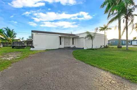 11730 NW 29th Mnr, Sunrise, FL 33323