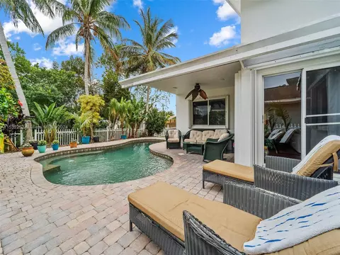 314 SE 3rd Pl, Dania Beach, FL 33004 photo 4