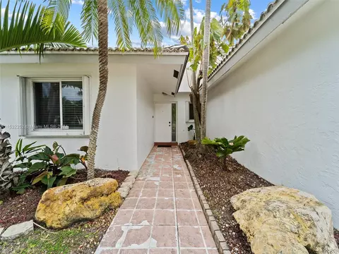 314 SE 3rd Pl, Dania Beach, FL 33004 photo 3