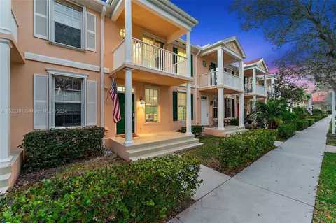 Exterior - 136 Milbridge Dr, Jupiter, FL 33458 photo 2 of 10