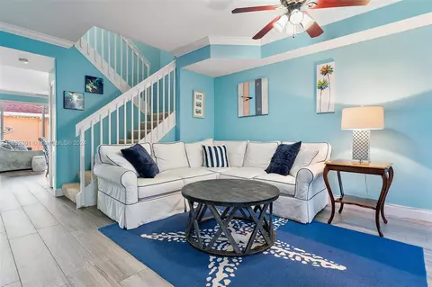 Living - 136 Milbridge Dr, Jupiter, FL 33458 photo 2 of 4