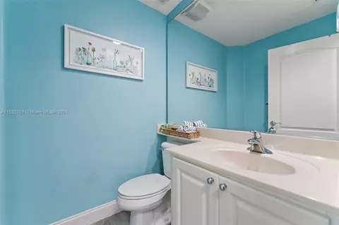 Bath - 136 Milbridge Dr, Jupiter, FL 33458 photo 1 of 4